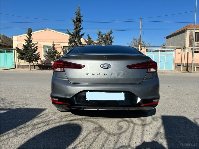 Hyundai Elantra 2018, 83,200 km - 2.0 l - Bakı