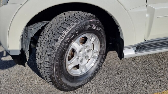 Mitsubishi Pajero 2007, 138,000 km - 3.0 l - Bakı