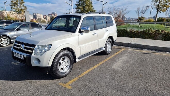 Mitsubishi Pajero 2007, 138,000 km - 3.0 l - Bakı