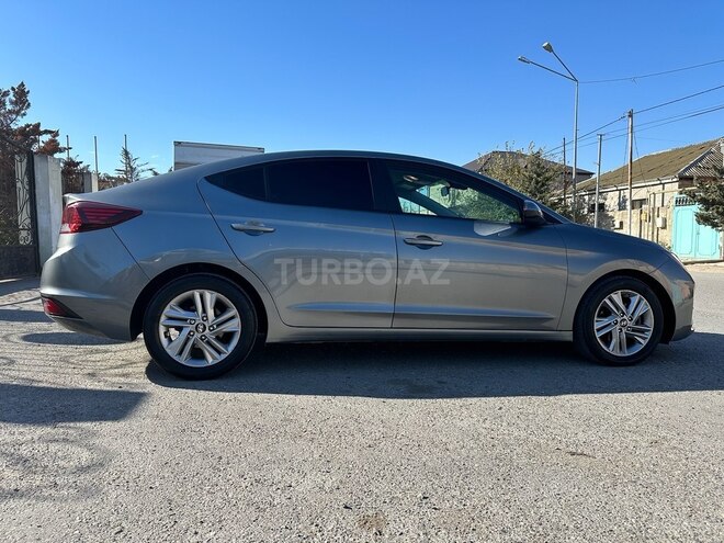 Hyundai Elantra 2018, 83,200 km - 2.0 l - Bakı