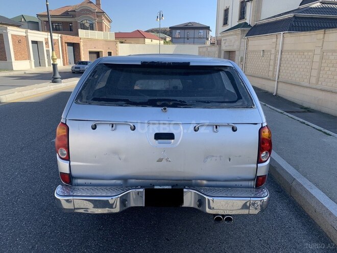 Mitsubishi L200 2008, 276,000 km - 2.5 л - Bakı