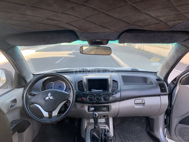 Mitsubishi L200 2008, 276,000 km - 2.5 л - Bakı