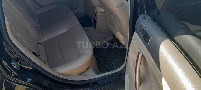 Volkswagen Passat 2004, 283,053 km - 1.8 l - Yevlax
