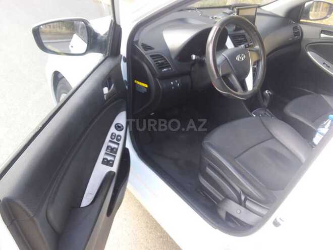 Hyundai Accent 2015, 83,000 km - 1.6 l - Bakı