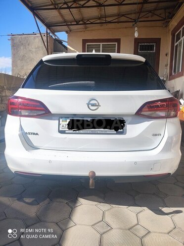 Opel Astra 2018, 205,000 km - 1.6 l - Bakı