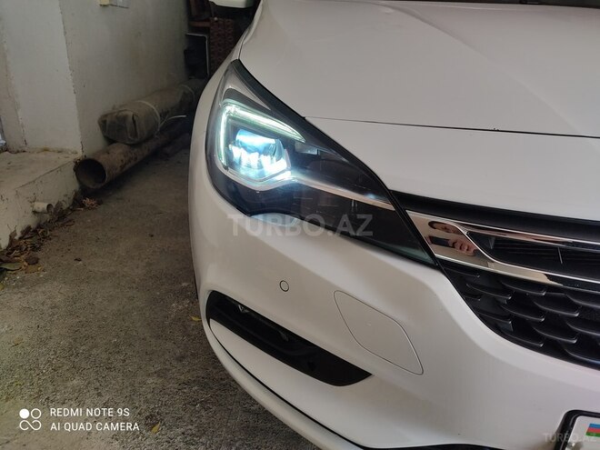 Opel Astra 2018, 205,000 km - 1.6 l - Bakı