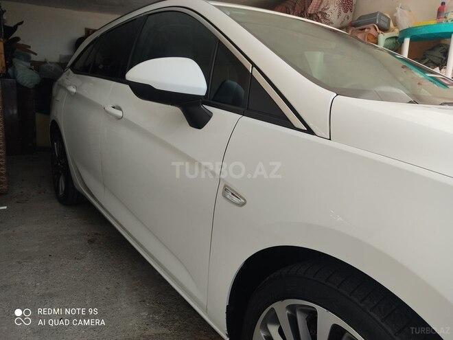 Opel Astra 2018, 205,000 km - 1.6 l - Bakı