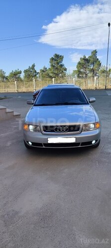 Audi A4 2000, 304,000 km - 1.8 l - Bakı