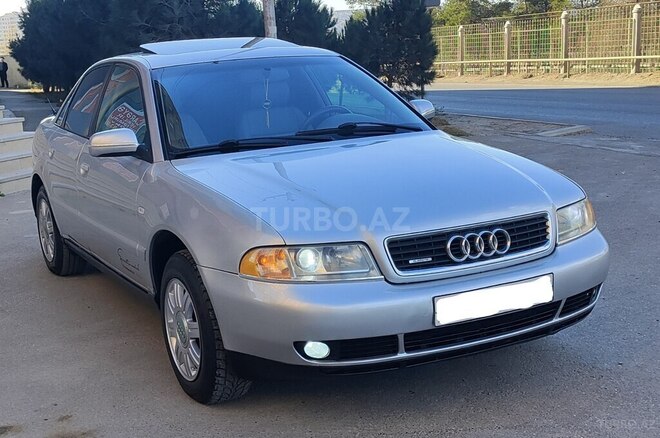 Audi A4 2000, 304,000 km - 1.8 l - Bakı