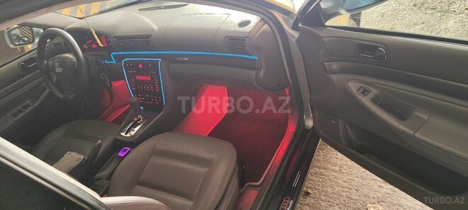 Audi A4 2000, 304,000 km - 1.8 l - Bakı