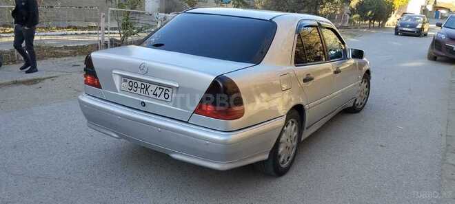 Mercedes C 220 2000, 235,632 km - 2.2 l - Sumqayıt
