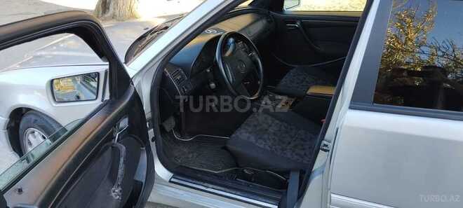 Mercedes C 220 2000, 235,632 km - 2.2 l - Sumqayıt