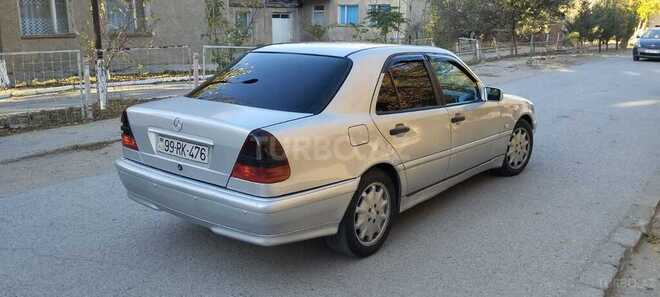 Mercedes C 220 2000, 235,632 km - 2.2 l - Sumqayıt