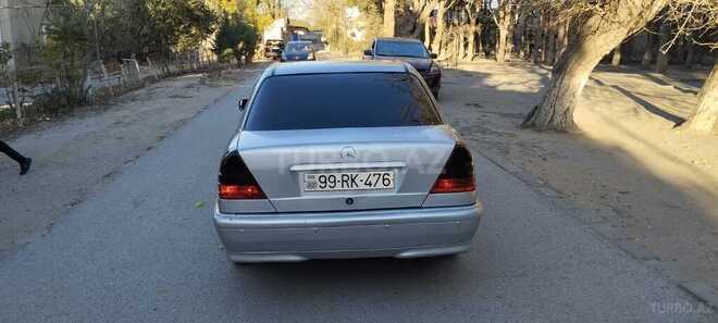 Mercedes C 220 2000, 235,632 km - 2.2 l - Sumqayıt