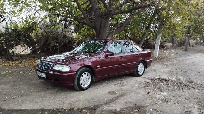 Mercedes C 200 1998, 220,000 km - 2.0 l - Gəncə