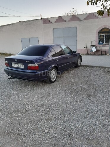 BMW 316 1994, 527,113 km - 1.6 l - Sumqayıt