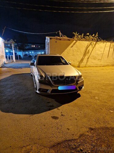Mercedes E 350 2009, 207,000 km - 3.5 л - Sumqayıt