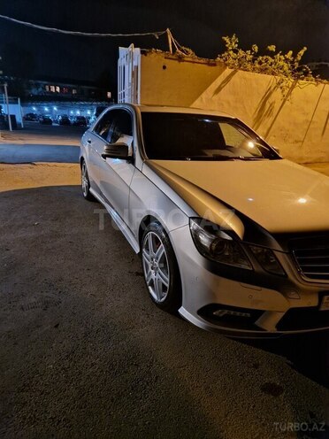 Mercedes E 350 2009, 207,000 km - 3.5 л - Sumqayıt