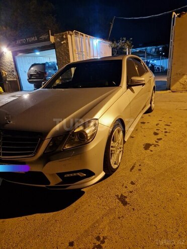 Mercedes E 350 2009, 207,000 km - 3.5 л - Sumqayıt