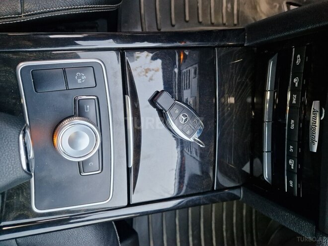 Mercedes E 350 2009, 207,000 km - 3.5 л - Sumqayıt