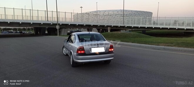 Opel Vectra 1998, 295,000 km - 2.0 l - Bakı