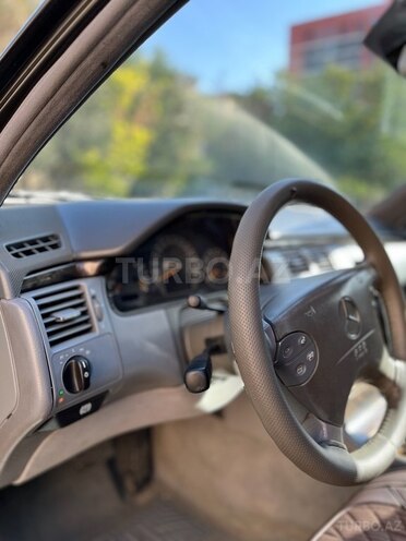 Mercedes E 240 2000, 90,000 km - 2.6 l - Bakı