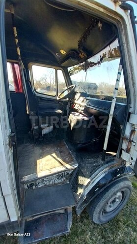 Mercedes 208 D 1994, 90,000 km - 2.3 л - Qəbələ