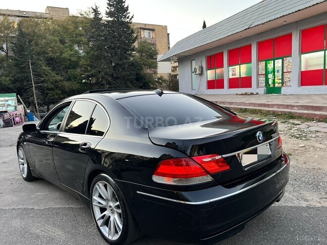 BMW 745 2002, 325,000 km - 4.4 l - Bakı