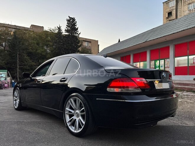 BMW 745 2002, 325,000 km - 4.4 l - Bakı