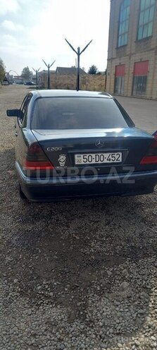 Mercedes E 220 1998, 518,341 km - 2.2 l - Cəlilabad