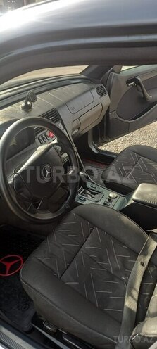 Mercedes E 220 1998, 518,341 km - 2.2 l - Cəlilabad