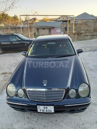 Mercedes E 240 2000, 200,000 km - 2.4 l - Şamaxı