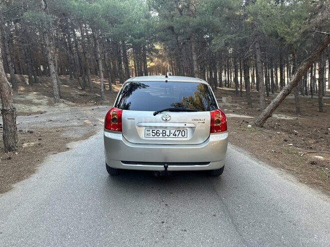 Toyota Corolla 2005, 179,000 km - 1.4 л - Bakı