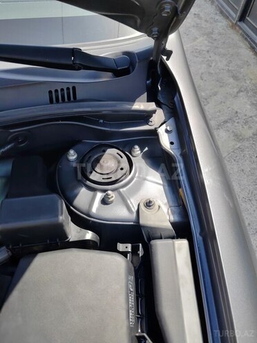 Toyota Corolla 2006, 178,000 km - 1.4 l - Bakı
