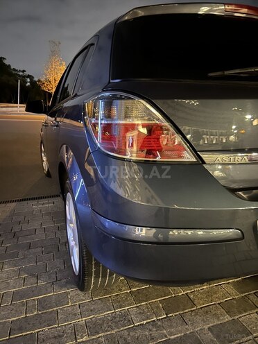 Opel Astra 2009, 191,000 km - 1.4 л - Bakı