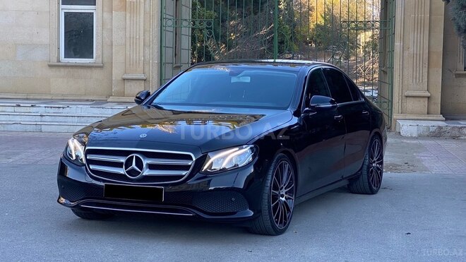 Mercedes E 220 2017, 310,000 km - 2.2 l - Bakı