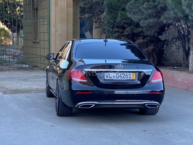 Mercedes E 220 2017, 310,000 km - 2.2 l - Bakı