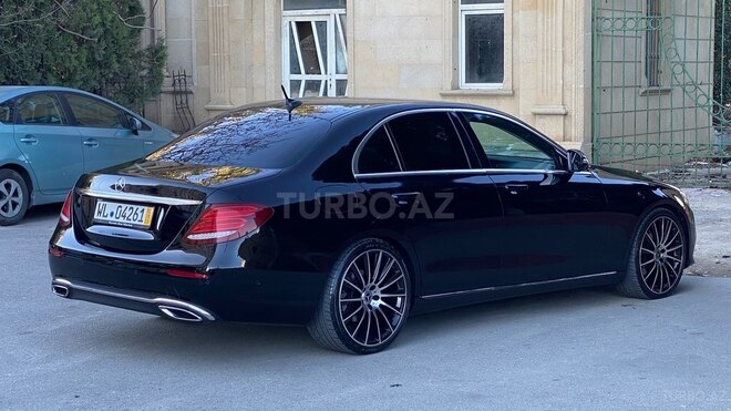 Mercedes E 220 2017, 310,000 km - 2.2 l - Bakı