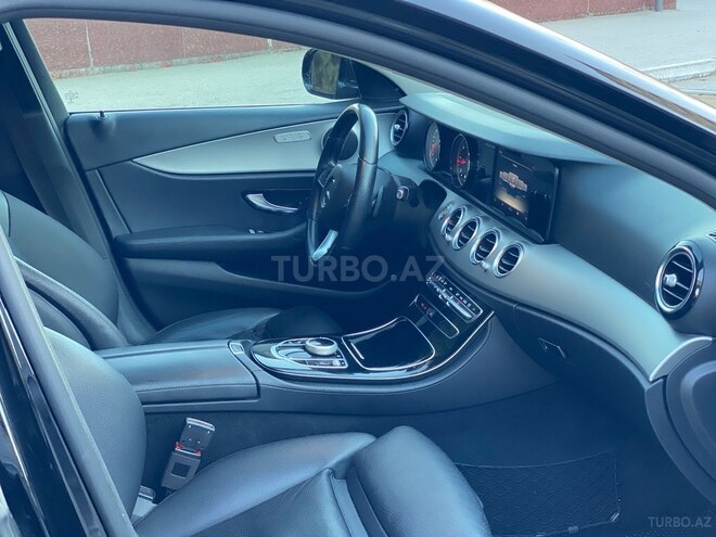Mercedes E 220 2017, 310,000 km - 2.2 l - Bakı