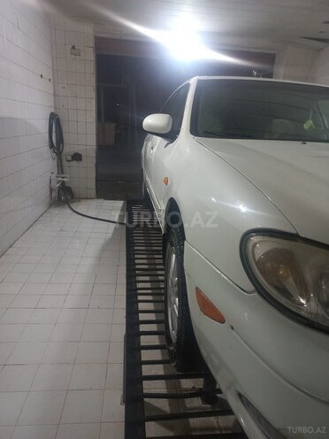 Nissan Maxima 2000, 255,800 km - 3.0 l - Bakı
