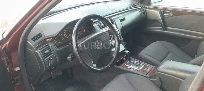 Mercedes E 200 1996, 352,311 km - 2.0 l - Sumqayıt