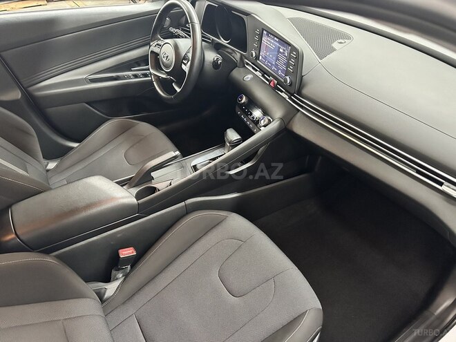 Hyundai Elantra 2022, 41,000 km - 1.6 l - Bakı