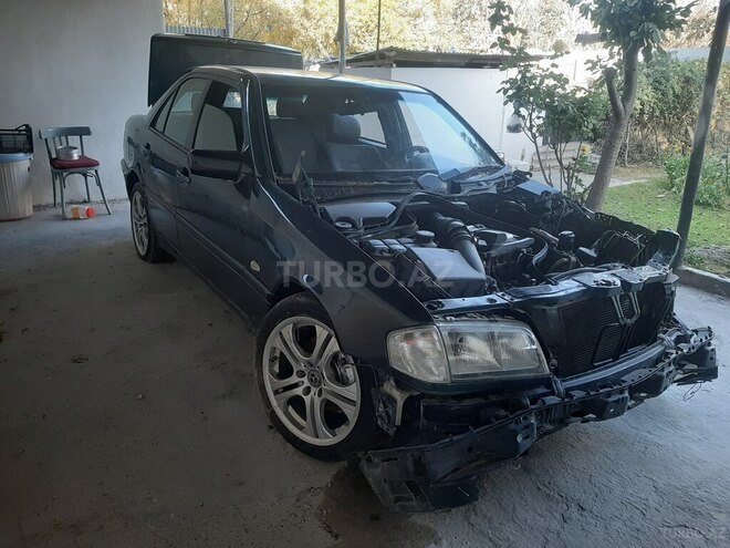 Mercedes C 240 1998, 296,087 km - 2.4 l - Göyçay