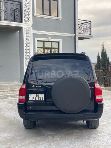 Mitsubishi Pajero 2005, 275,000 km - 3.0 l - Bakı