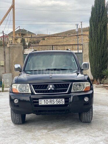 Mitsubishi Pajero 2005, 275,000 km - 3.0 l - Bakı