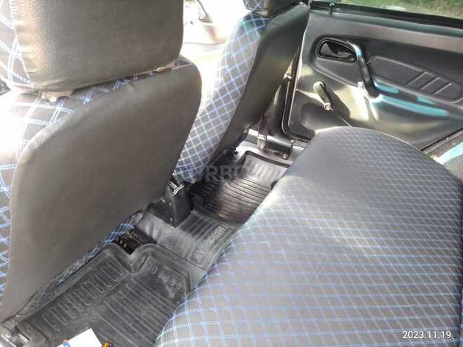 LADA (VAZ) 2115 2002, 25,000 km - 1.5 l - Sabirabad