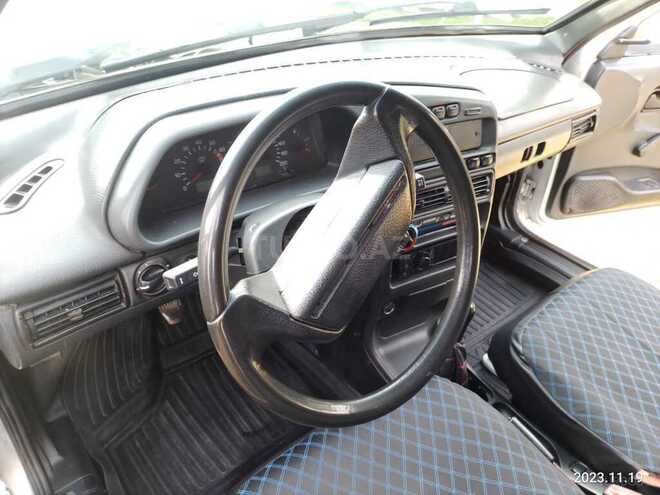 LADA (VAZ) 2115 2002, 25,000 km - 1.5 l - Sabirabad