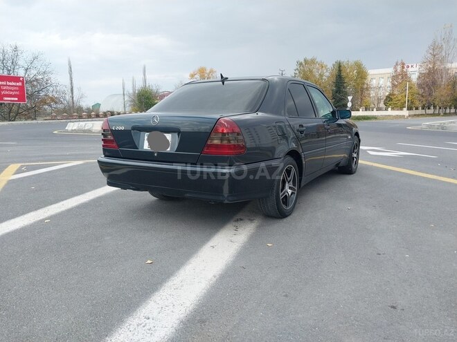 Mercedes C 200 1997, 260,000 km - 2.0 l - Şəki