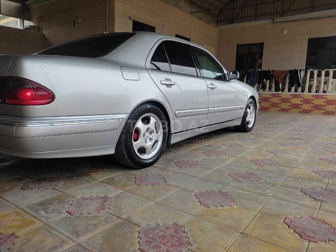 Mercedes E 270 1999, 443,817 km - 2.7 l - Bakı