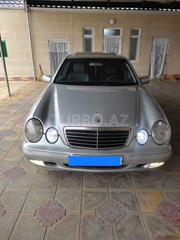 Mercedes E 270 1999, 443,817 km - 2.7 l - Bakı
